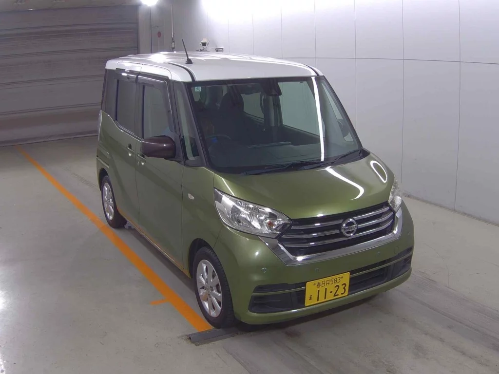Nissan Dayz Roox B21A 2018